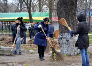 Около 49 тысяч луганчан вышли на субботник 8 апреля