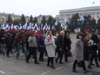 Первомайское шествие в Луганске