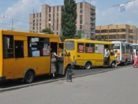 Льготные категории жителей Луганска получили свыше 13,5 тысяч проездных в текущем году