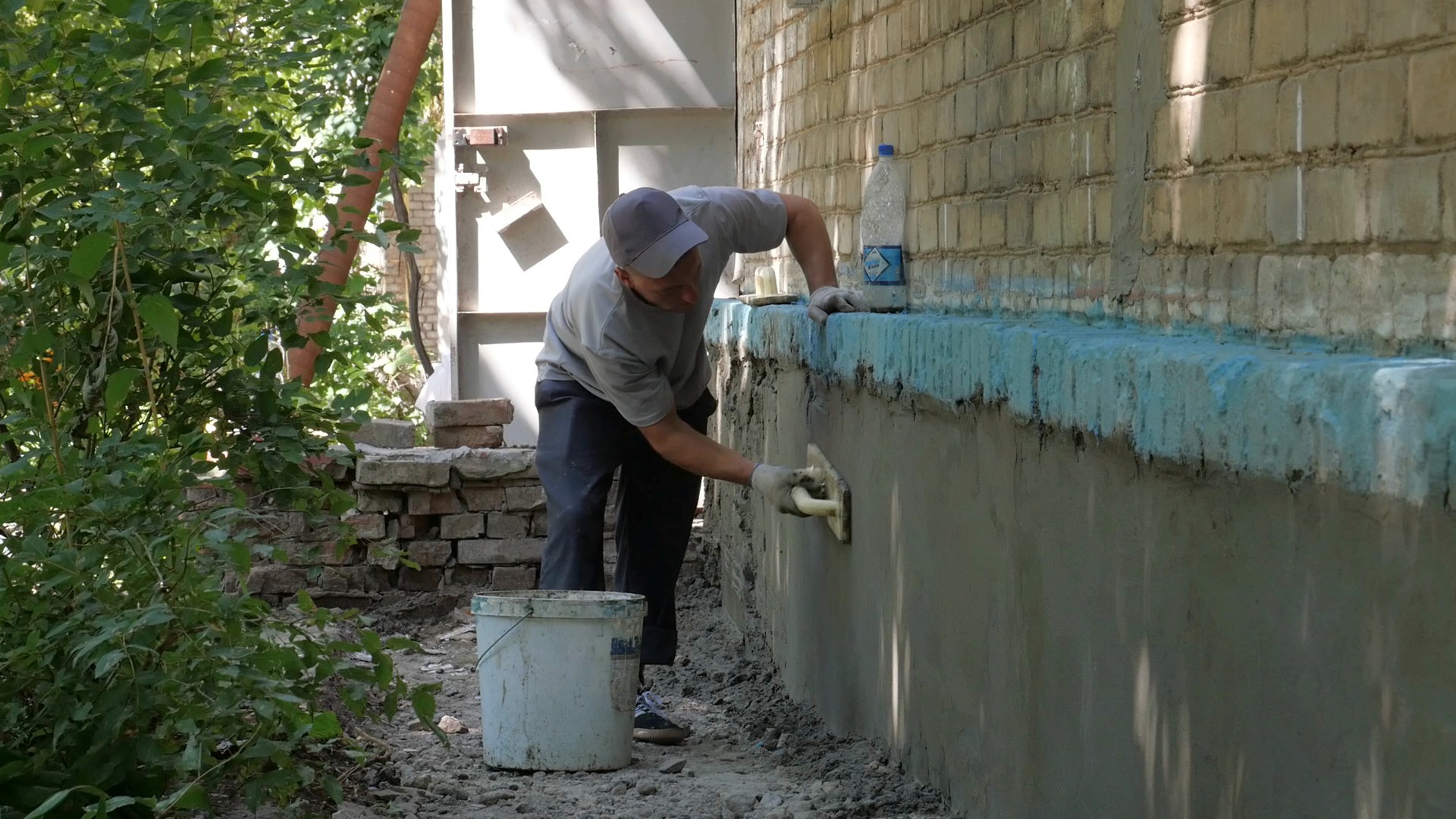 Ремонт фасадов 18 многоквартирных домов осуществляется в Луганске (видео) »  Администрация города Луганска - Луганской Народной Республики