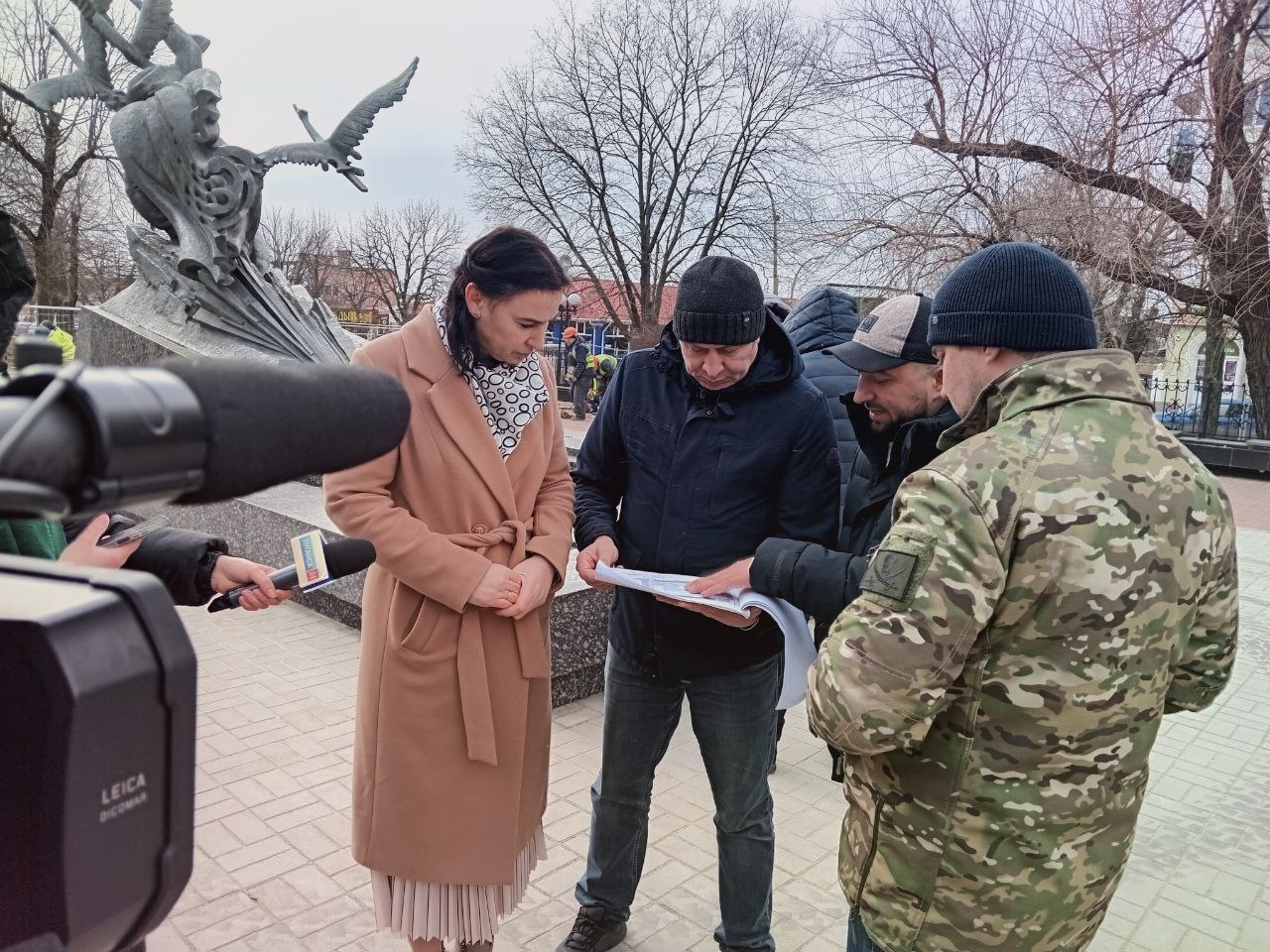 Реконструкция сквера Героев ВОВ проходит в столице Республики »  Администрация города Луганска - Луганской Народной Республики